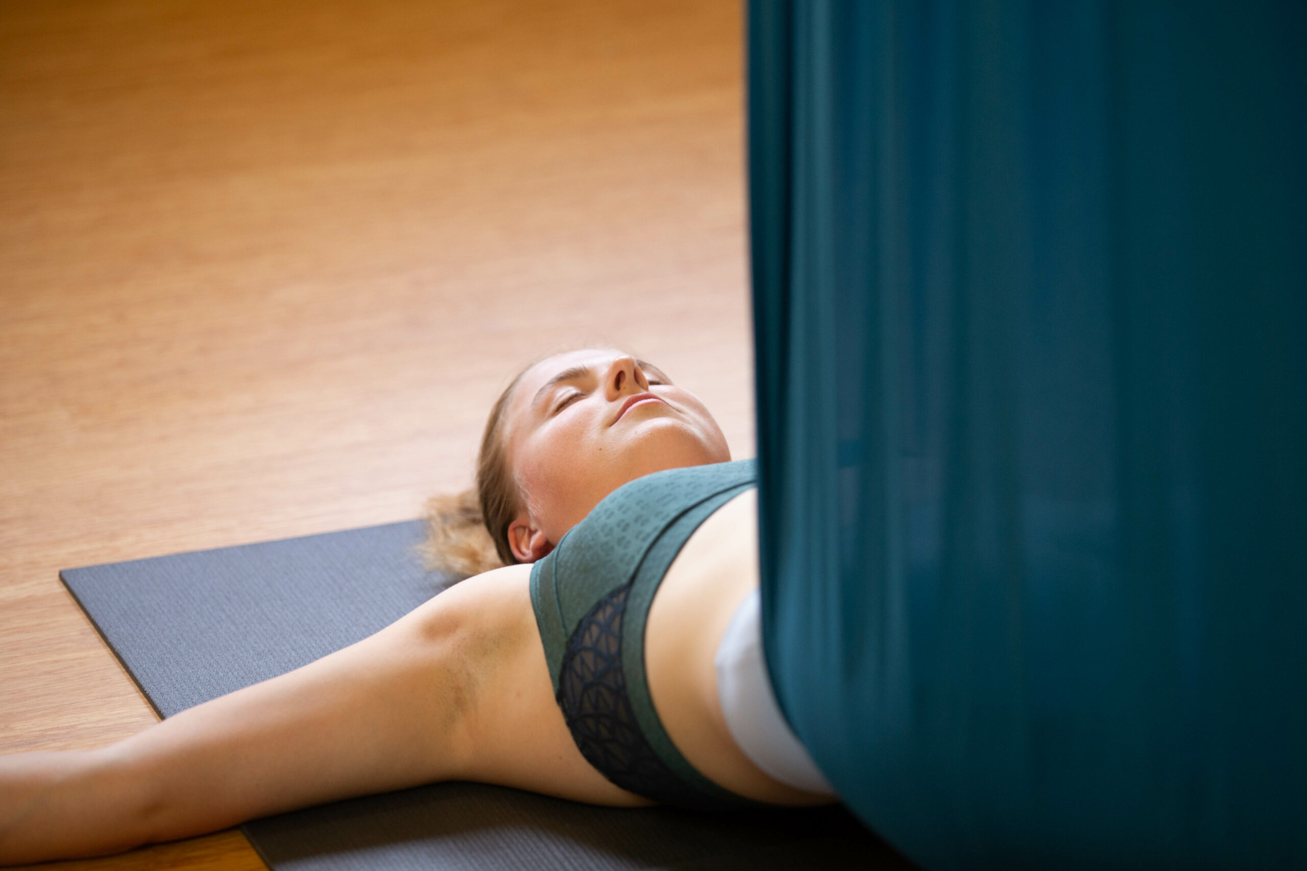 Lees meer over het artikel Aerial Yoga or Aerial Therapy?