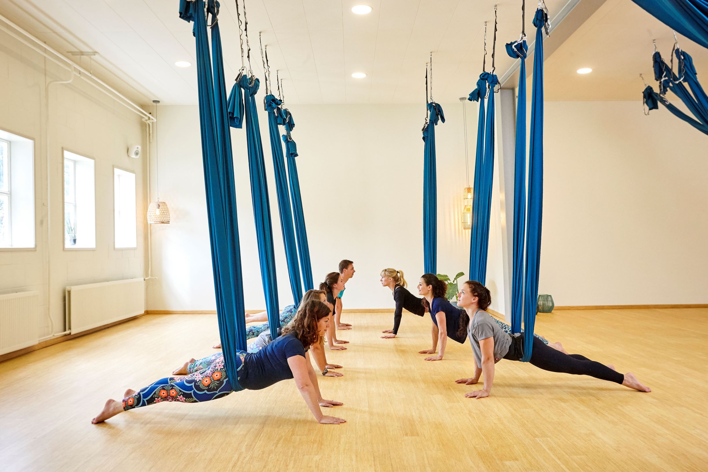 Over Ons – Aerial Yoga